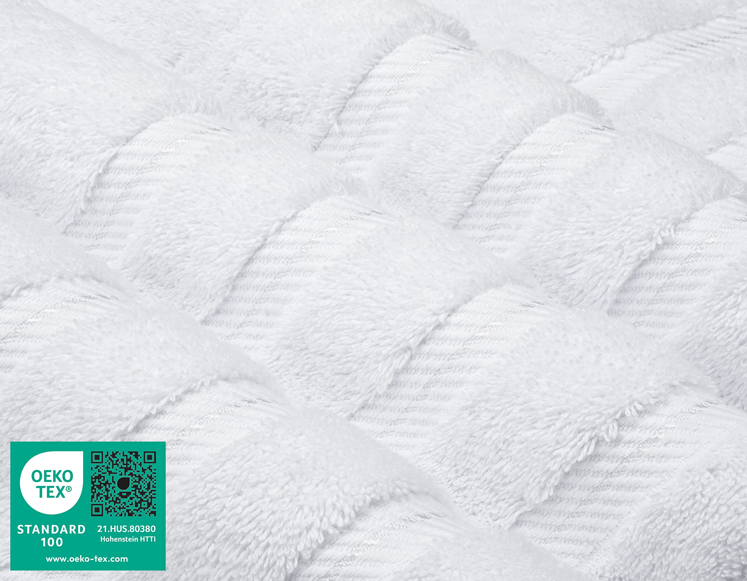 American Soft Linen toalla en uso tras la ducha mostrando secado rápido y comodidad