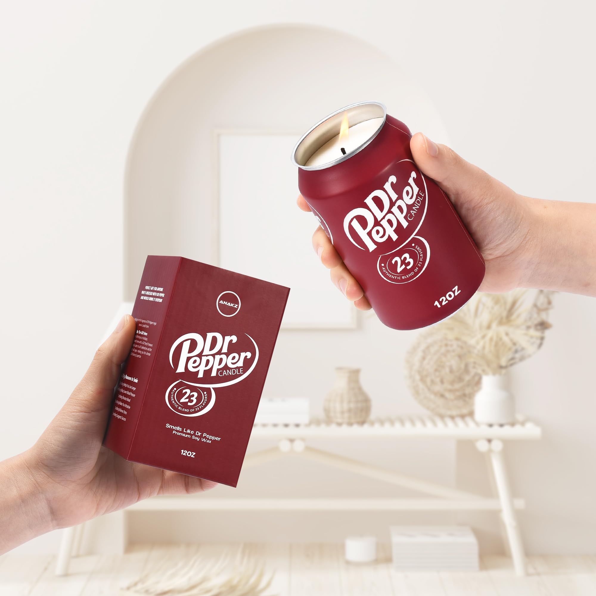 Anakz Doctor Pepper comparación de tamaño en mano para referencia práctica