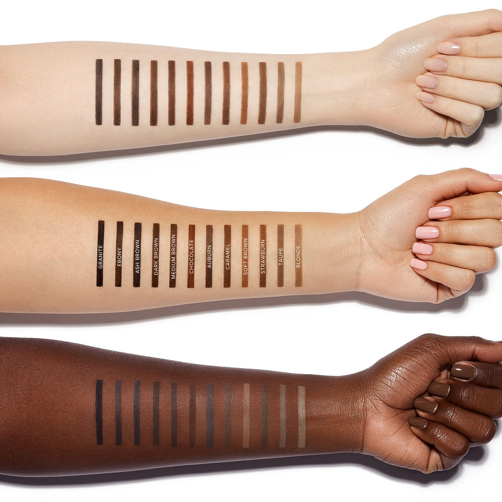 Anastasia Brow Definer en uso maquillaje, define cejas con rapidez