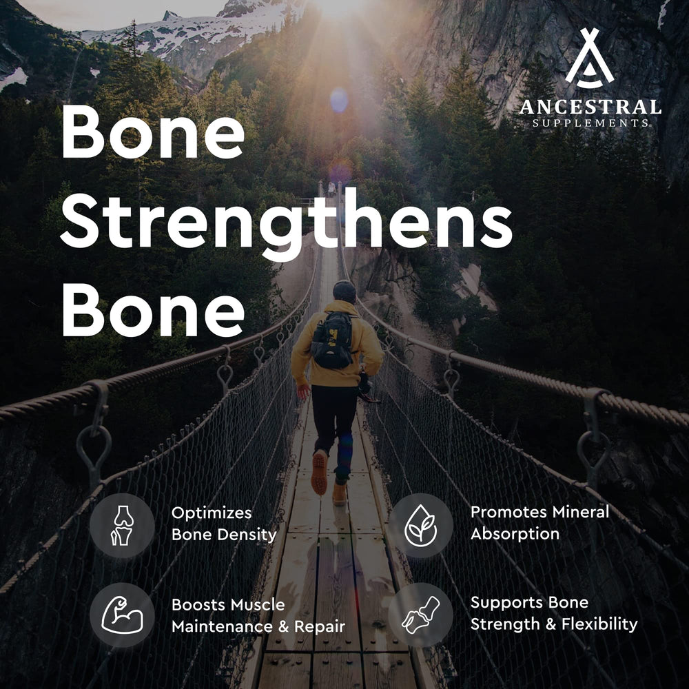 Ancestral Supplements cápsulas en mano para comparar tamaño y dosificación