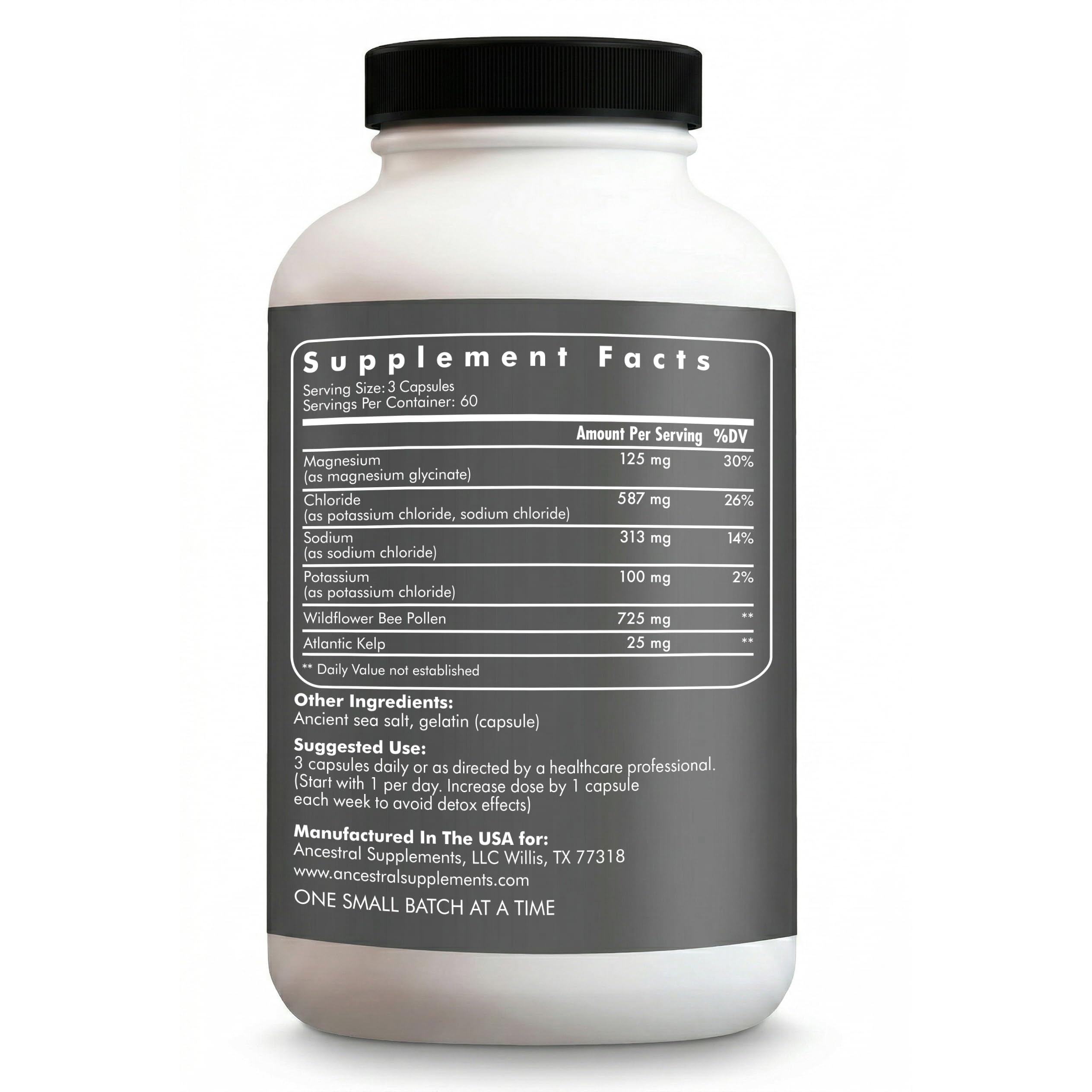Ancestral Supplements cápsulas dispersas sobre mesa, fácil dosificación y toma