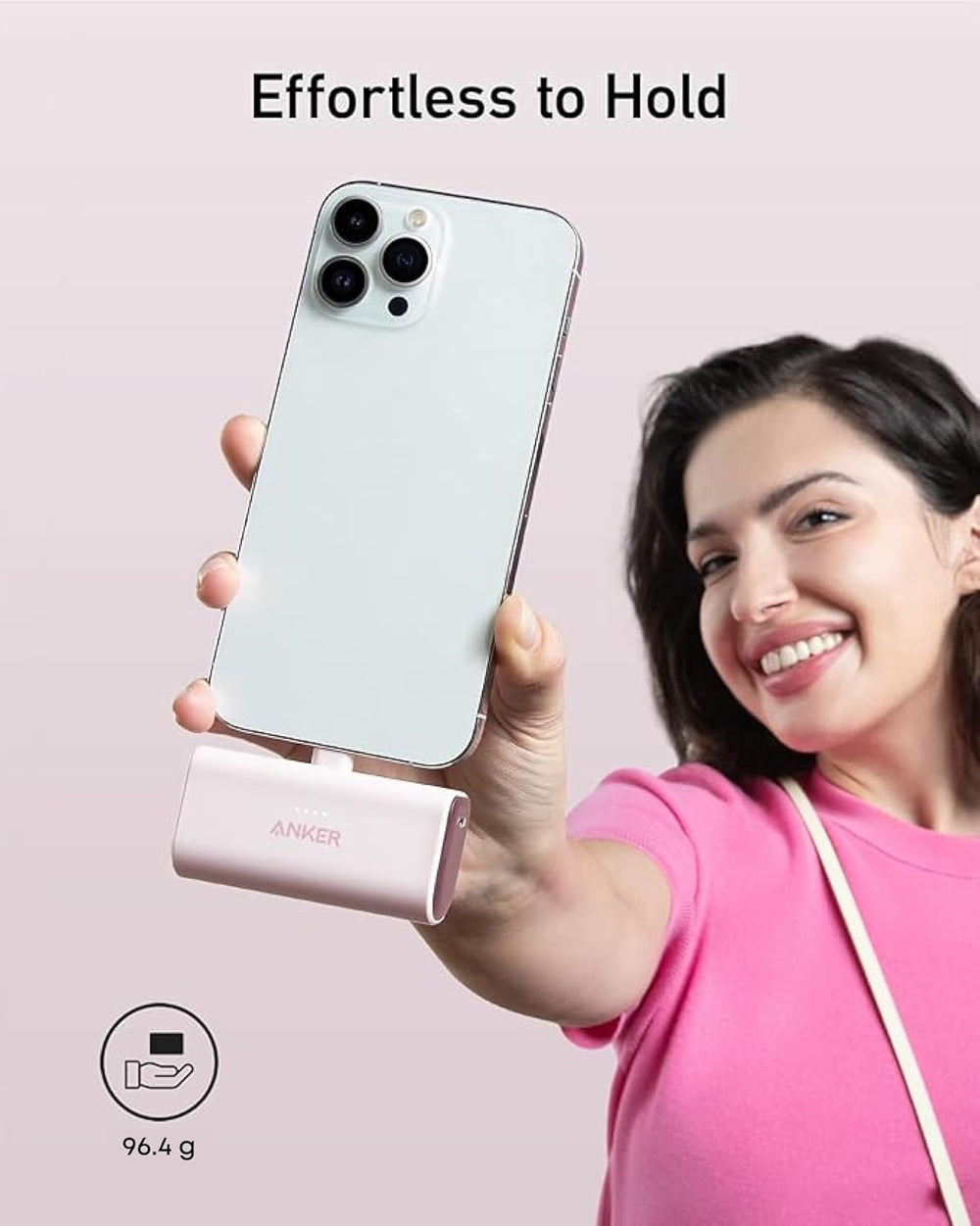 Anker Nano junto a llaves y smartphone para comparar escala práctica
