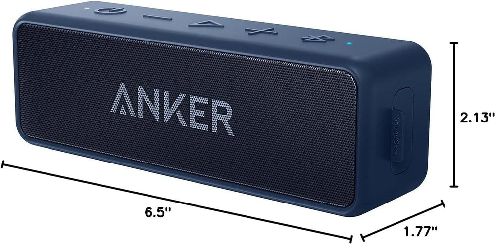 Anker Soundcore 2 en escena de camping reproducendo música para grupo