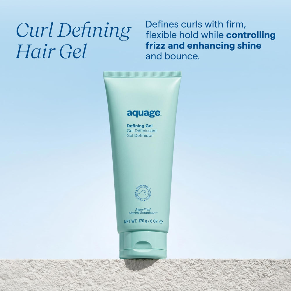 Aquage gel textura en mano mostrando consistencia suave y fácil distribución