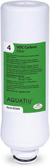 AQUA TRU filtro frontal mostrando ajuste fácil y mejora de sabor