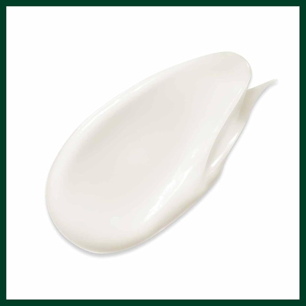 Aveda cabello tratado después de usar el acondicionador mostrando brillo y suavidad