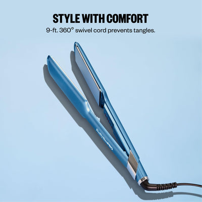 BaBylissPRO in-hand ergonomic grip showing lightweight comfort for extended use