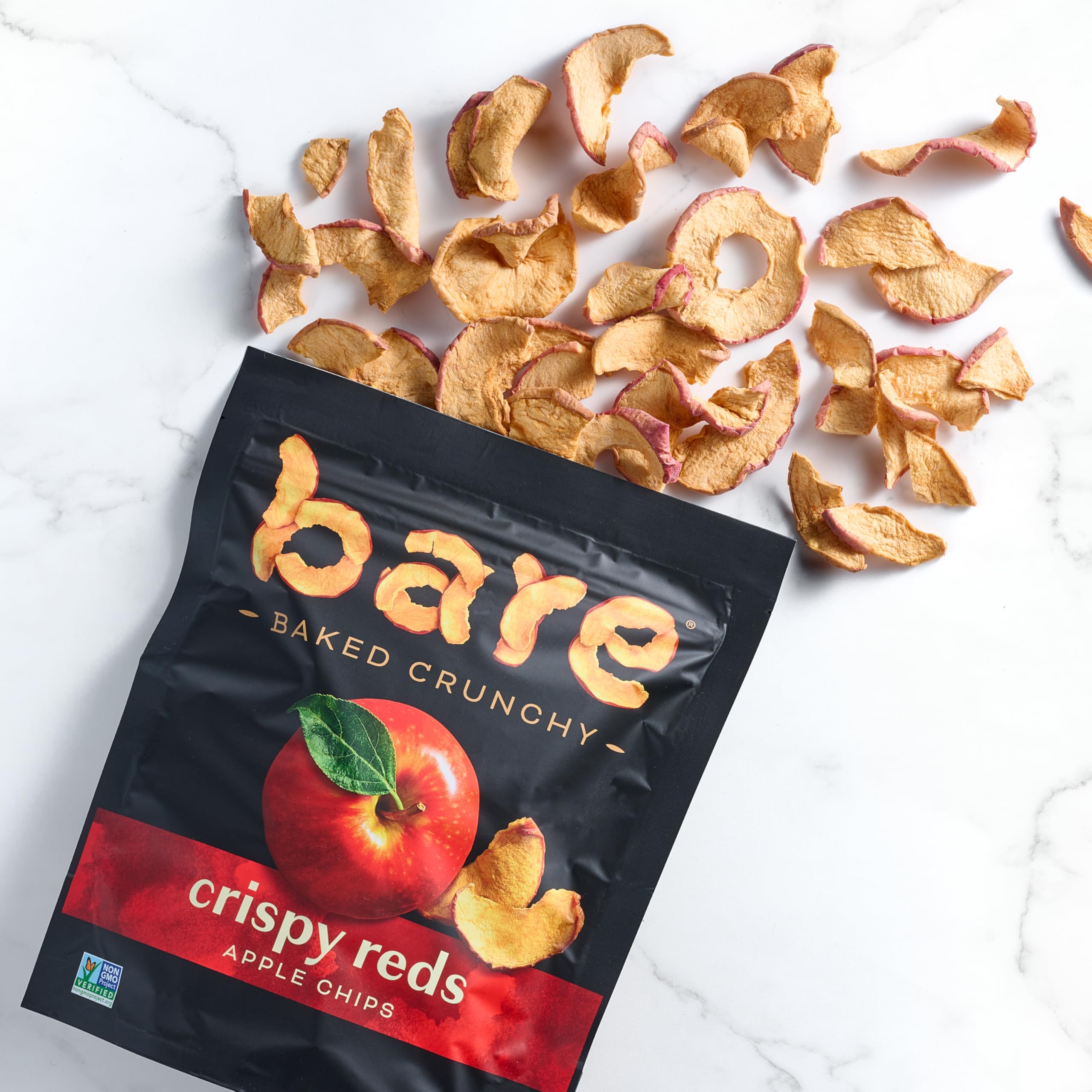 Bare chip en mano mostrando tamaño porción práctico y control de raciones