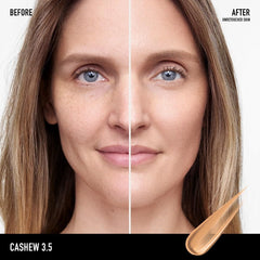 bareMinerals aplicación con dedos demostrando cobertura ligera y rápida