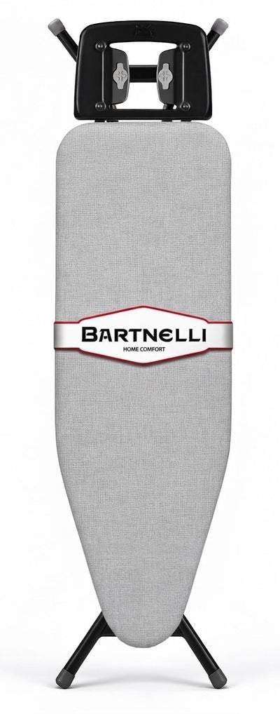 Bartnelli persona usando la tabla para planchar camisa con facilidad