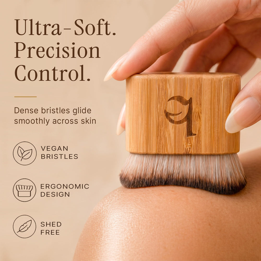 Beauty by Earth aplicando autobronceador en pierna para acabado natural