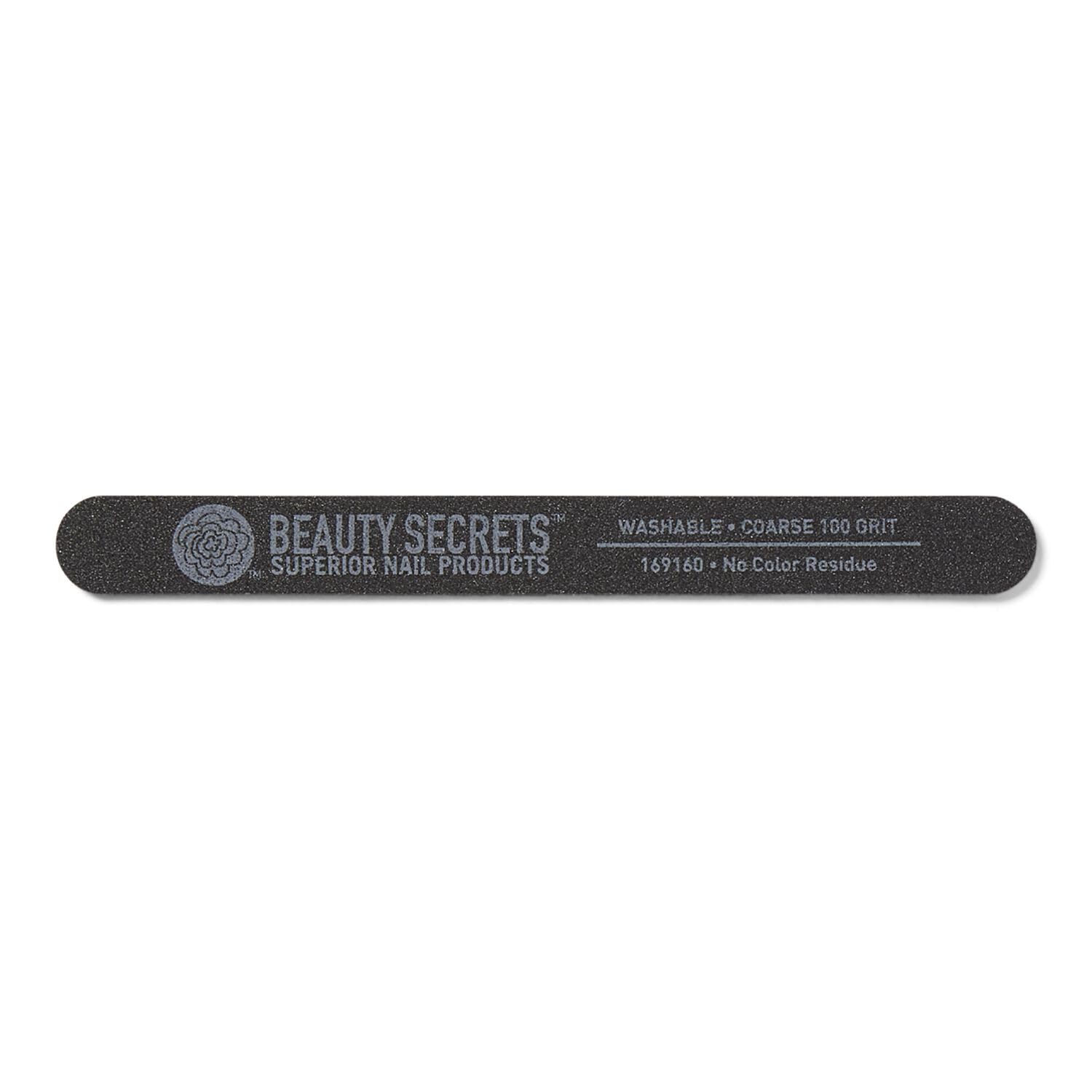 Beauty Secrets aplicando pegamento en tip para unión fuerte y acabado profesional