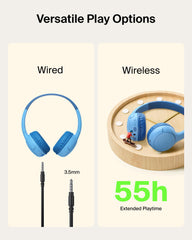 Belkin SoundForm Mini 2 niño usando auriculares para clases online