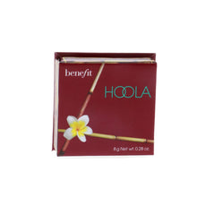 Benefit Hoola vista frontal del empaquetado y espejo útil para retoques
