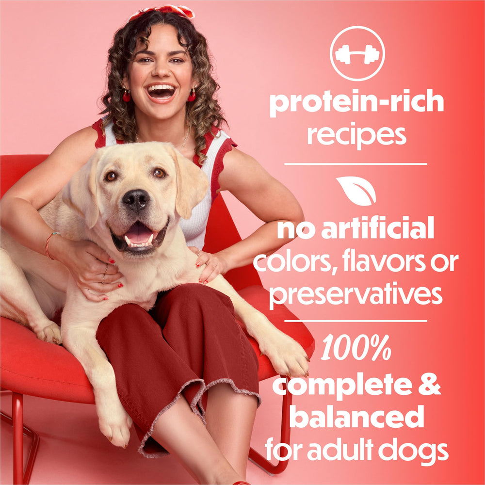Beneful lata abierta con contenido listo para servir y mezclar