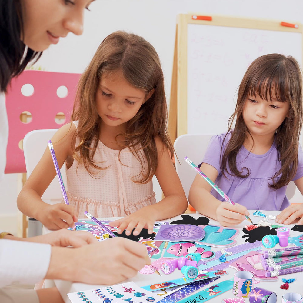 BenLouis mesa de fiesta con el set usado en actividades y juegos infantiles