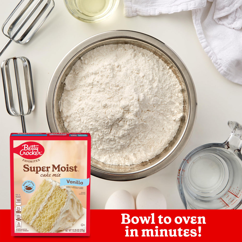 Betty Crocker pastel entero decorado ideal para celebraciones y presentaciones