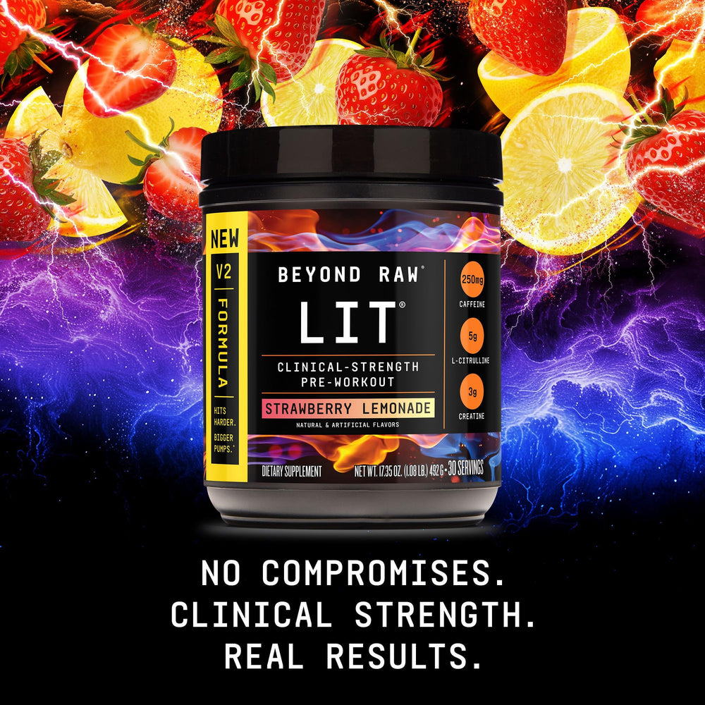 BEYOND RAW escena lifestyle con atleta sosteniendo el producto y sudor