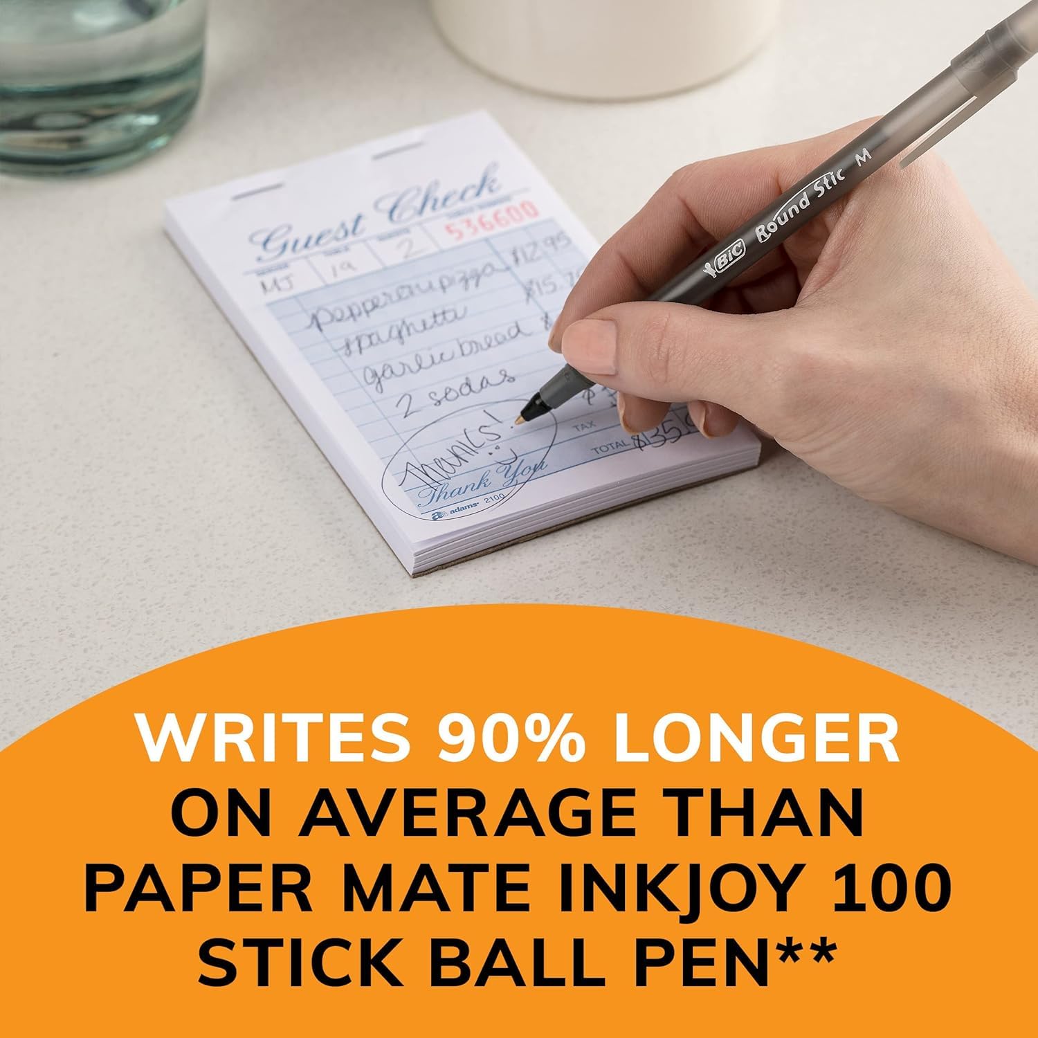 BIC bolígrafo en escritorio con cuaderno, ideal para oficina
