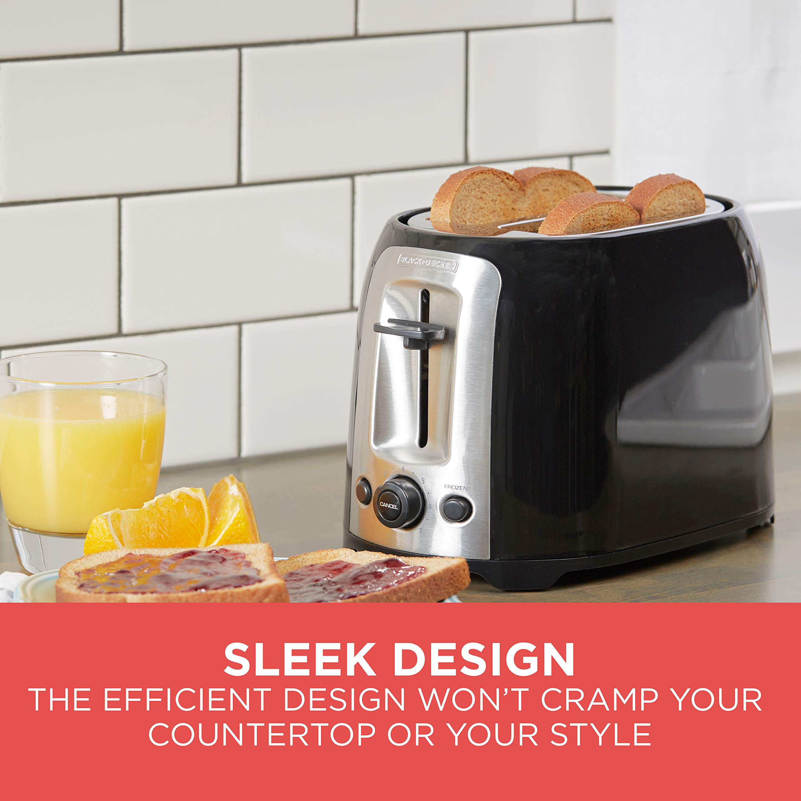 BLACK+DECKER tostadora en uso dorando un bagel para corteza crujiente