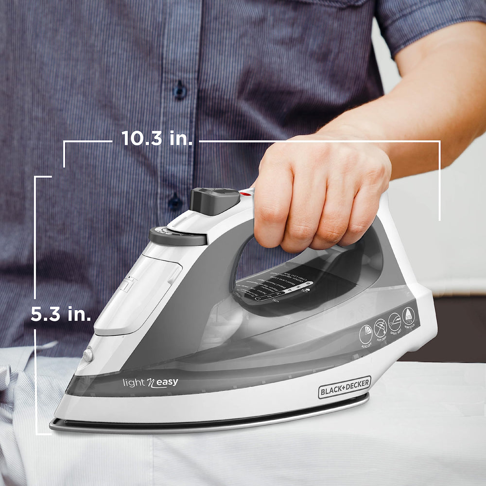 BLACK+DECKER water tank and anti-drip feature for clean ironing benefit