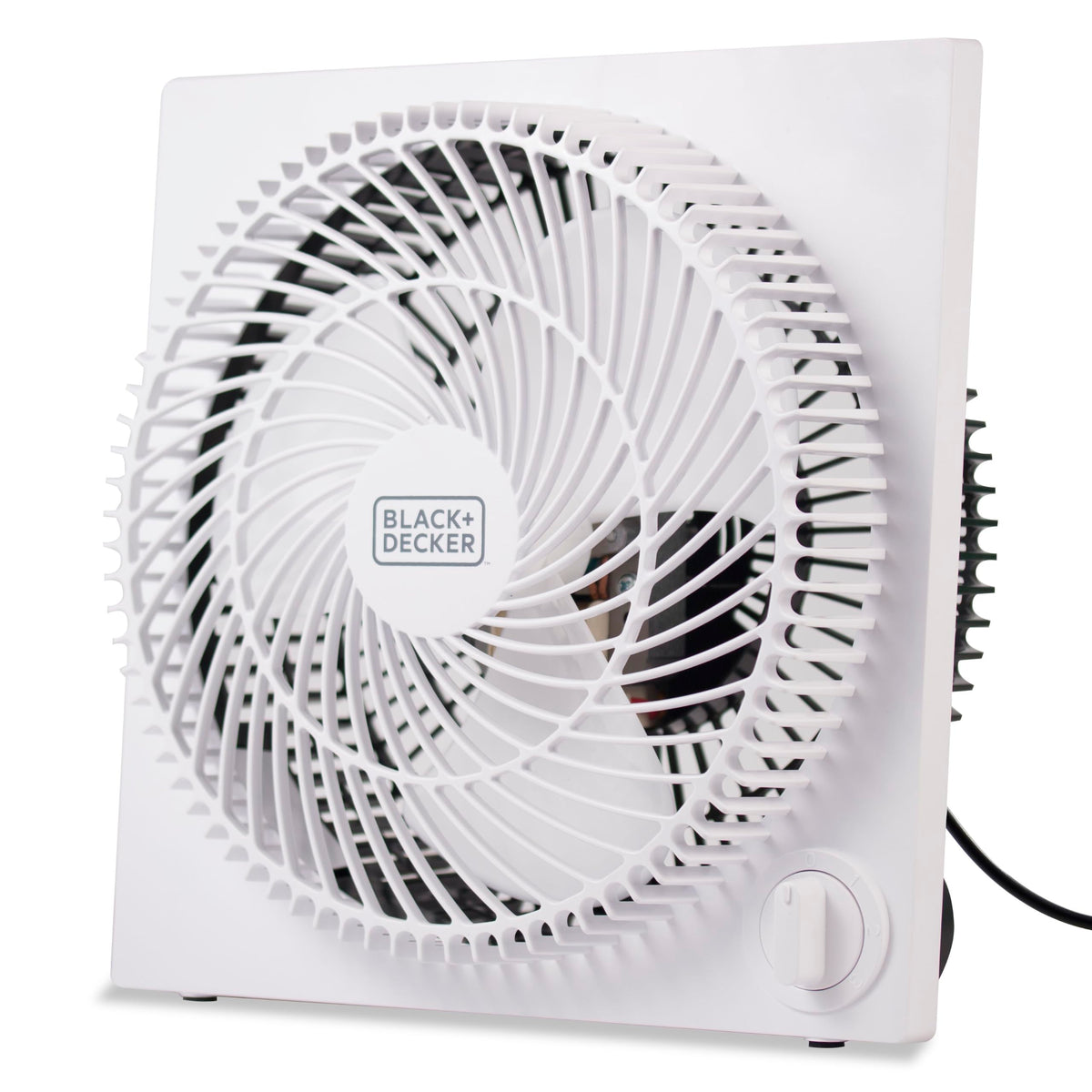 BLACK+DECKER vista frontal del ventilador BFB09W con diseño sin marco y flujo potente