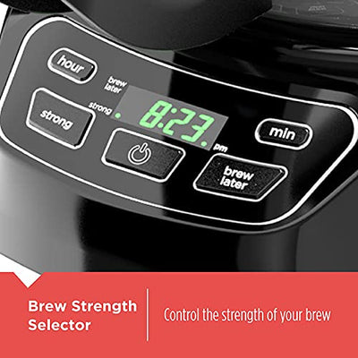 BLACK+DECKER glass carafe closeup preserving heat for serving