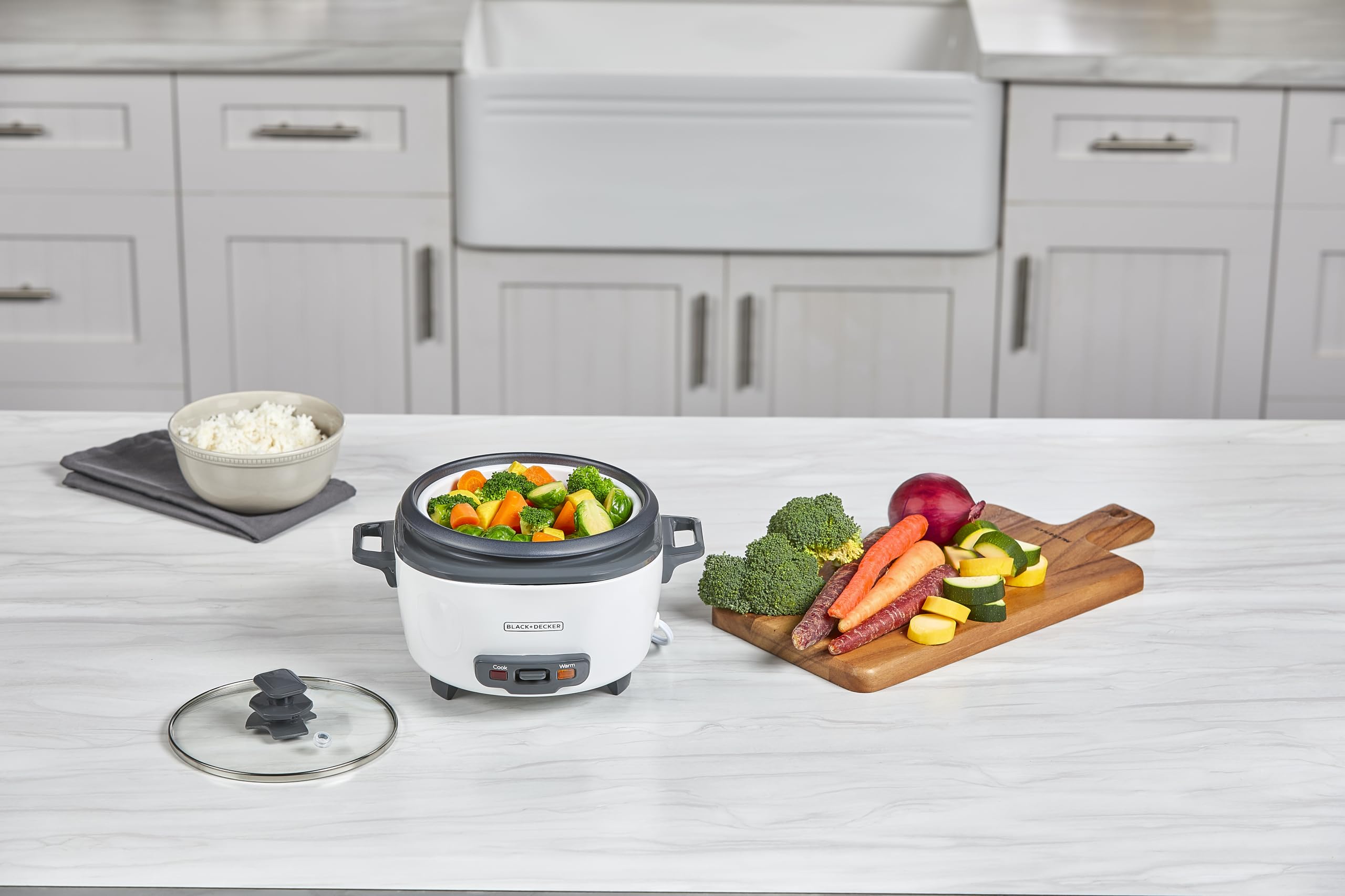 BLACK+DECKER interior antiadherente removible que facilita la limpieza diaria
