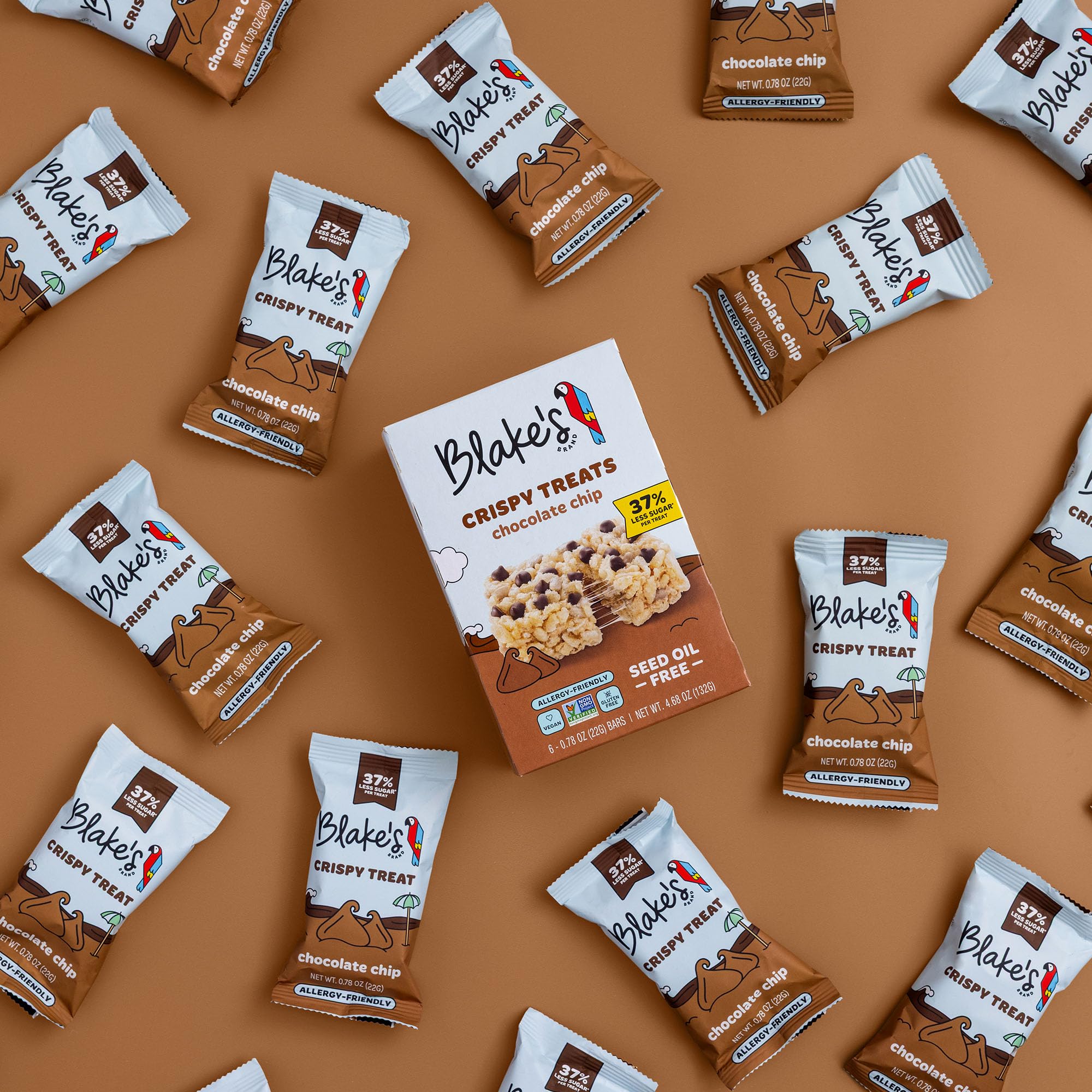 Blake's Seed Based barra en mano para comparar tamaño y porción conveniente