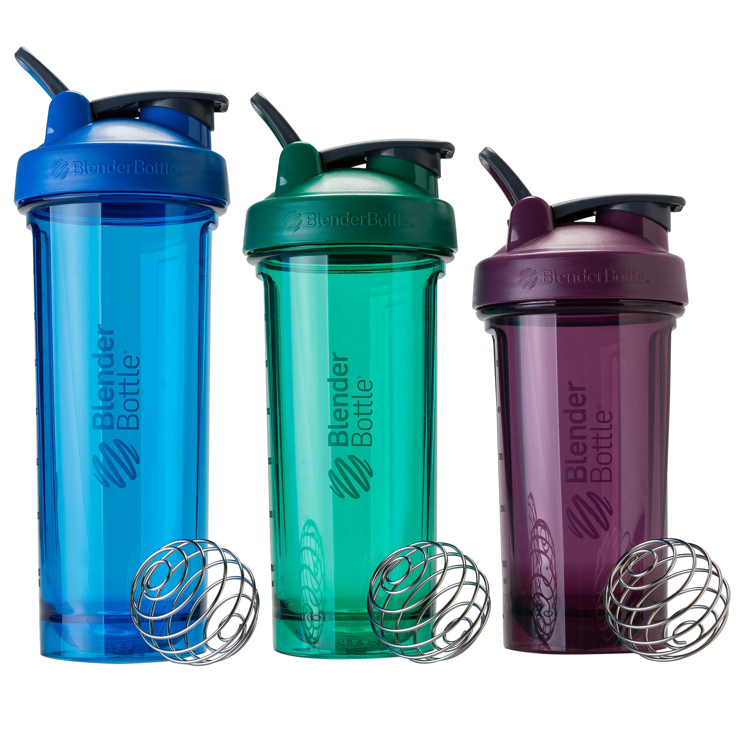 BlenderBottle ProSeries en uso en gimnasio mezclando batido, mezcla eficiente al instante