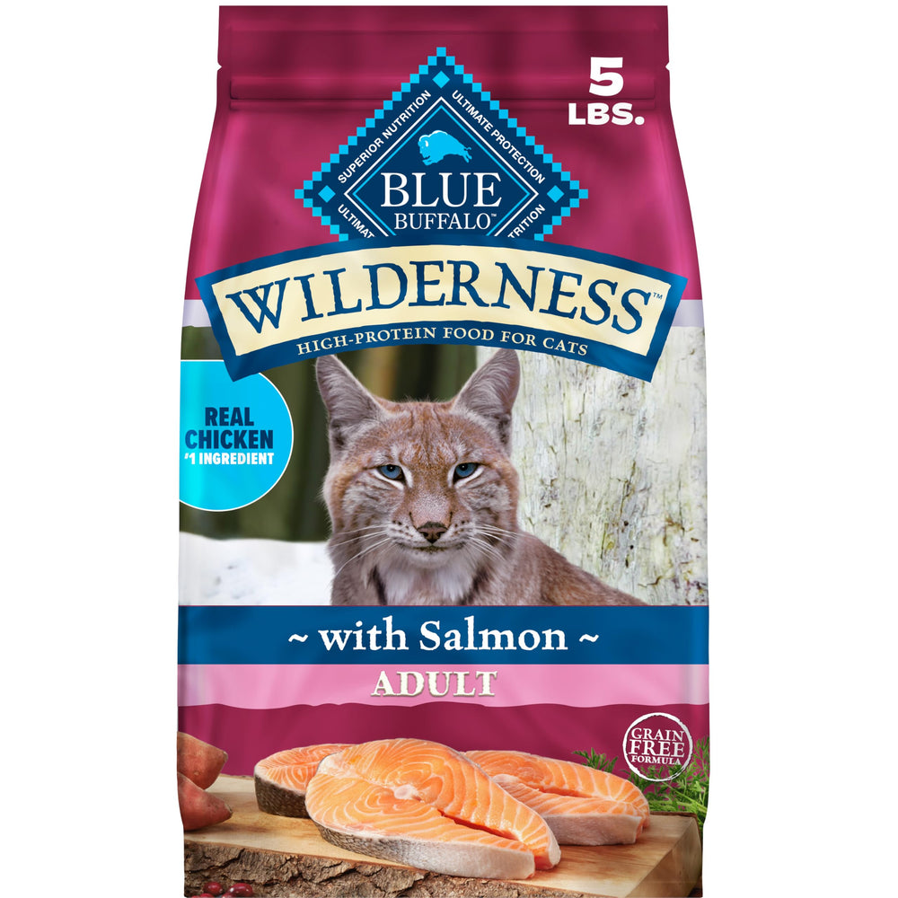 Blue Buffalo paquete frontal mostrando 5 lb y beneficios nutricionales