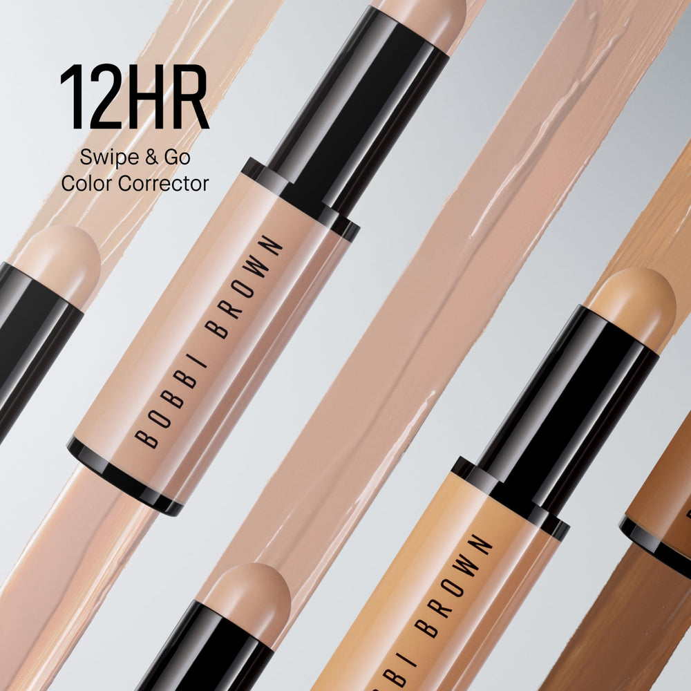 Bobbi Brown mano difuminando con esponja para acabado natural y uniforme