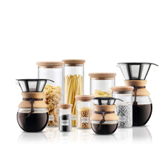 Bodum filtro de acero inoxidable reutilizable mostrando malla fina y ahorro de papel