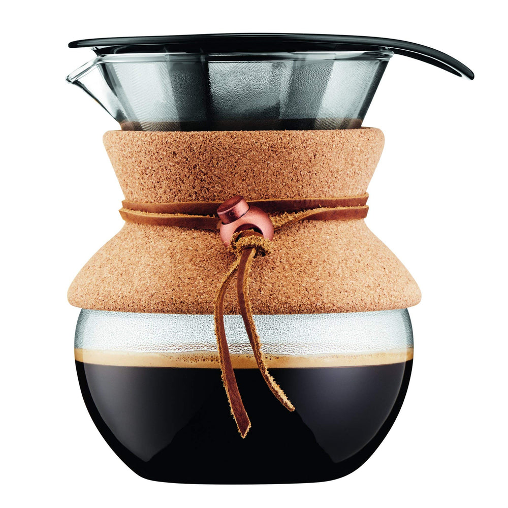 Bodum jarra frontal de vidrio borosilicato mostrando capacidad y diseño ergonómico