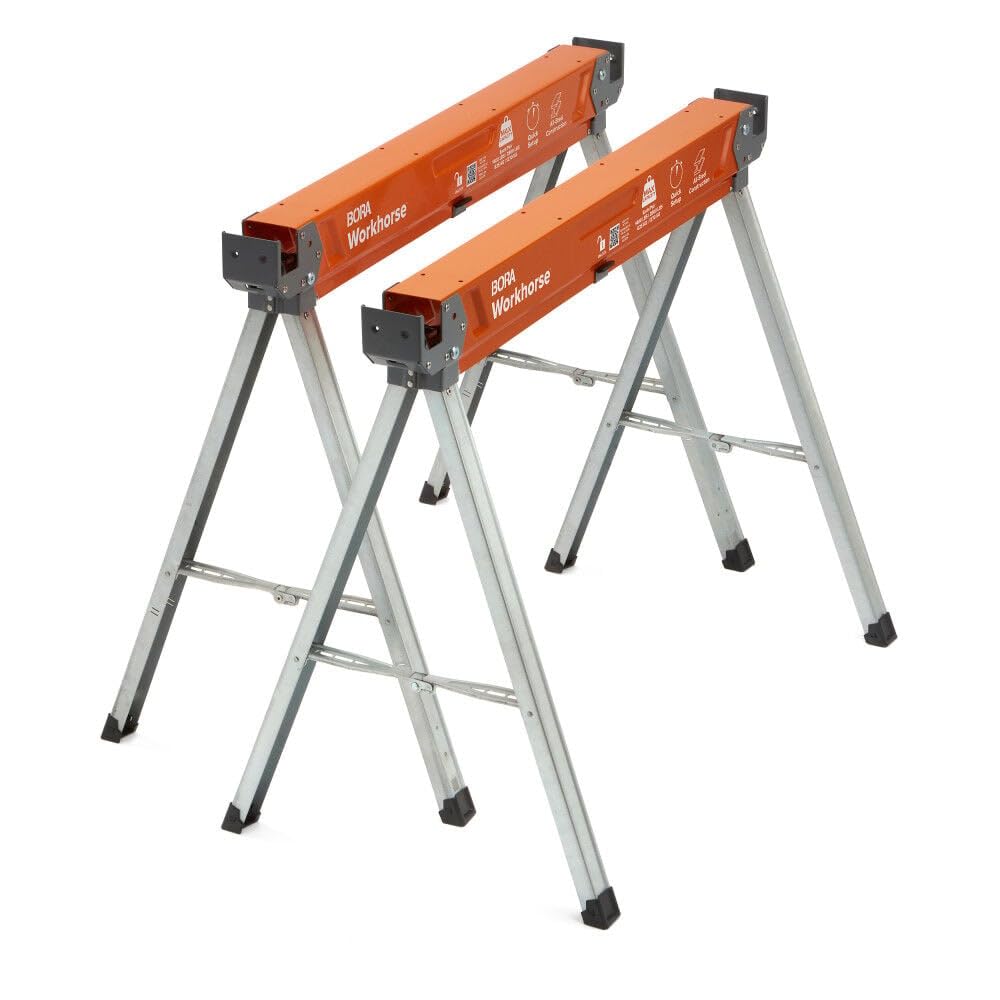 BORA Workhorse X comparación de escala junto a herramientas para referencia