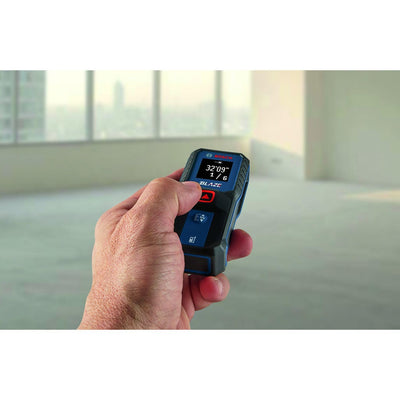 Bosch GLM100 close-up of bright backlit screen improving low-light visibility