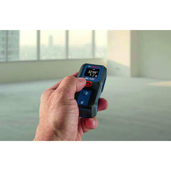 Bosch GLM100 close-up of bright backlit screen improving low-light visibility