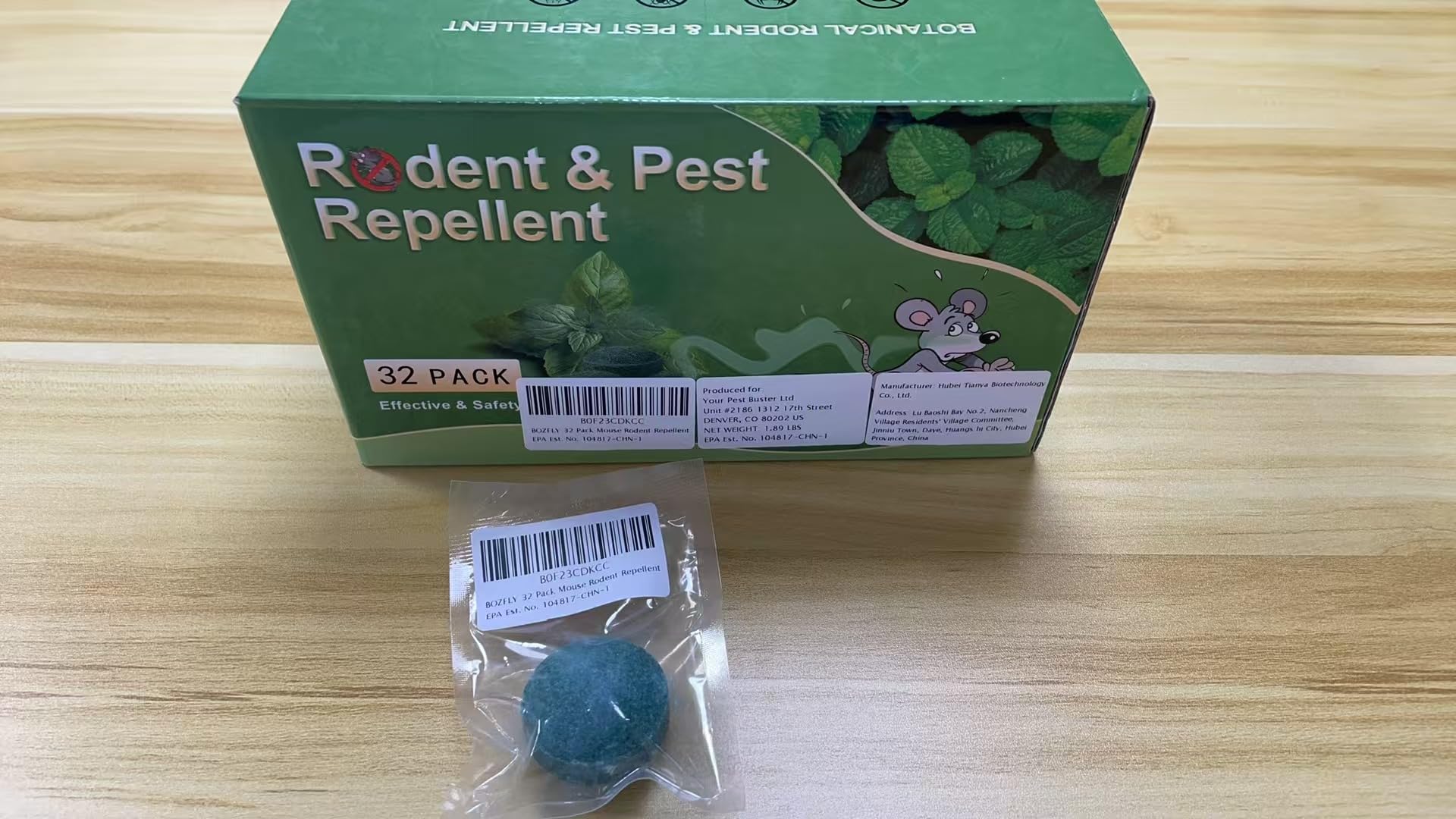 BOZFLY bolita junto a mano muestra tamaño práctico y dosificación sencilla