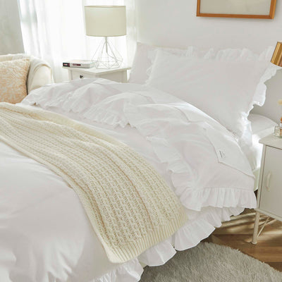 Brandream duvet cover front view showing neat ruffle and clean white finish, comfortable bedding