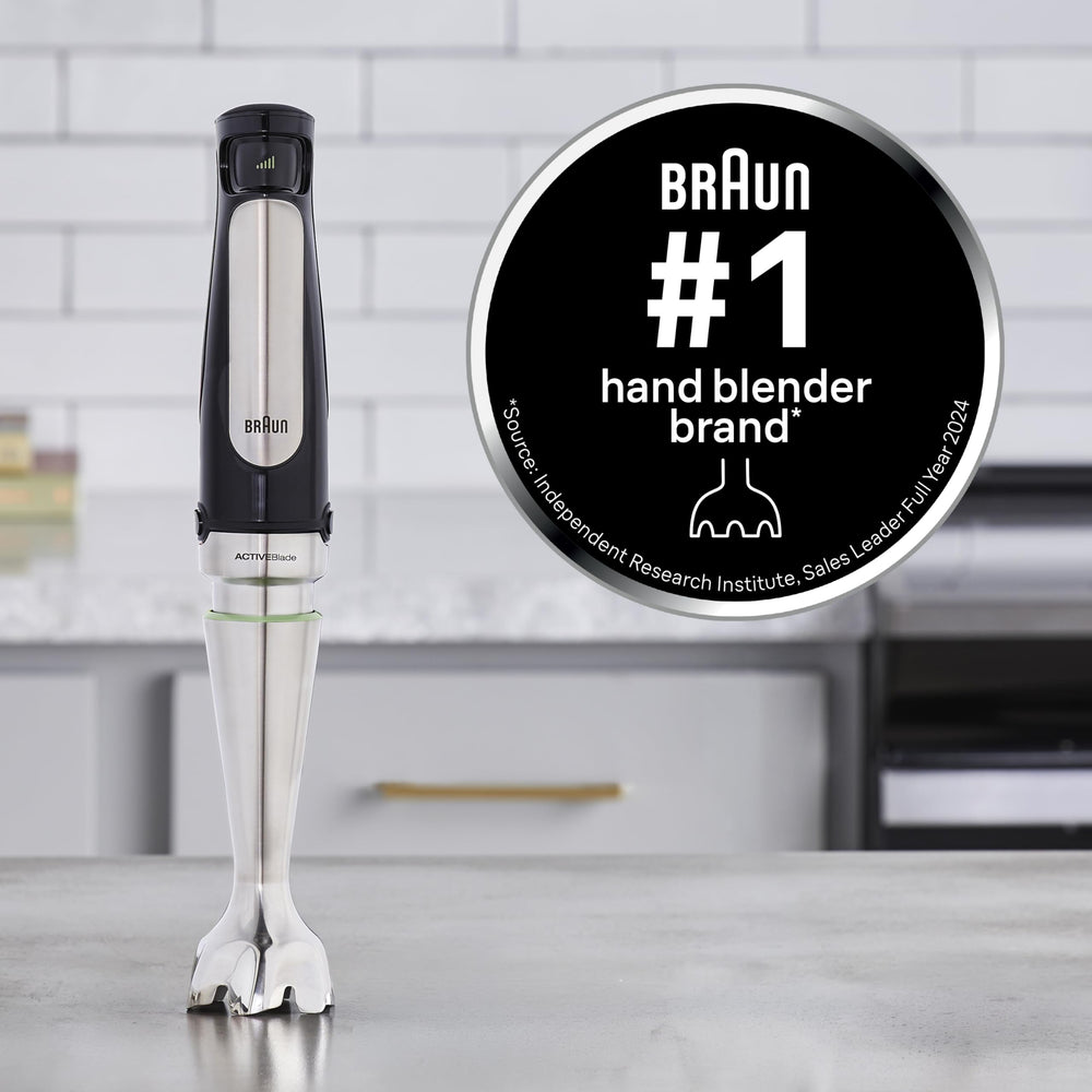 Braun blender beside fruit to show scale and batch capacity
