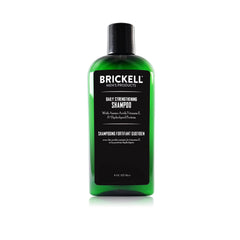 Brickell Men's Products botella frontal mostrando etiqueta y beneficio de limpieza suave