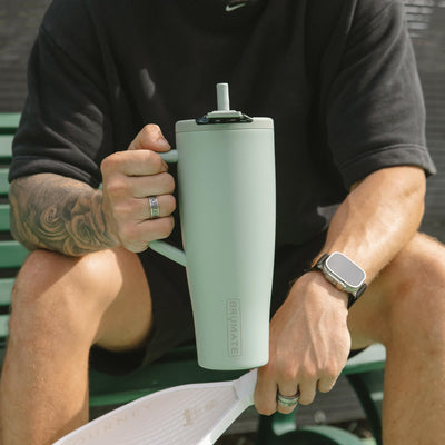 BrüMate Era Flip Java straw detail with silicone tip showing comfort benefit: smooth, hygienic sipping