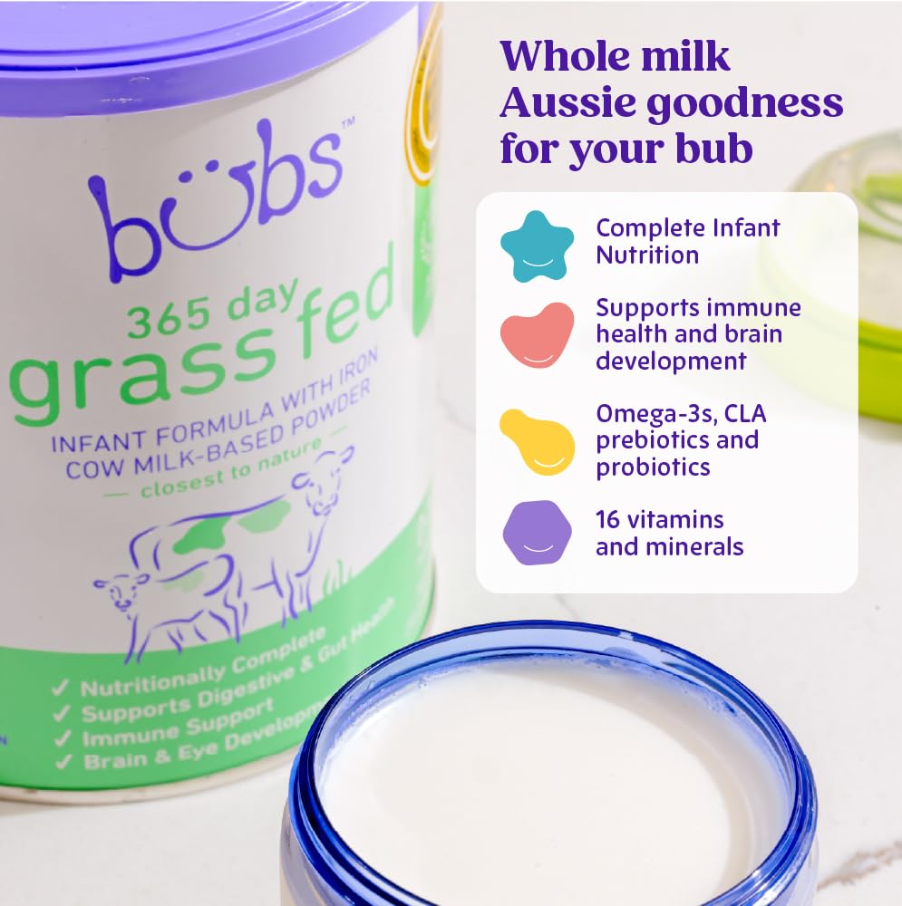 Bubs polvo en cuchara primer plano que muestra textura fina y solubilidad rápida