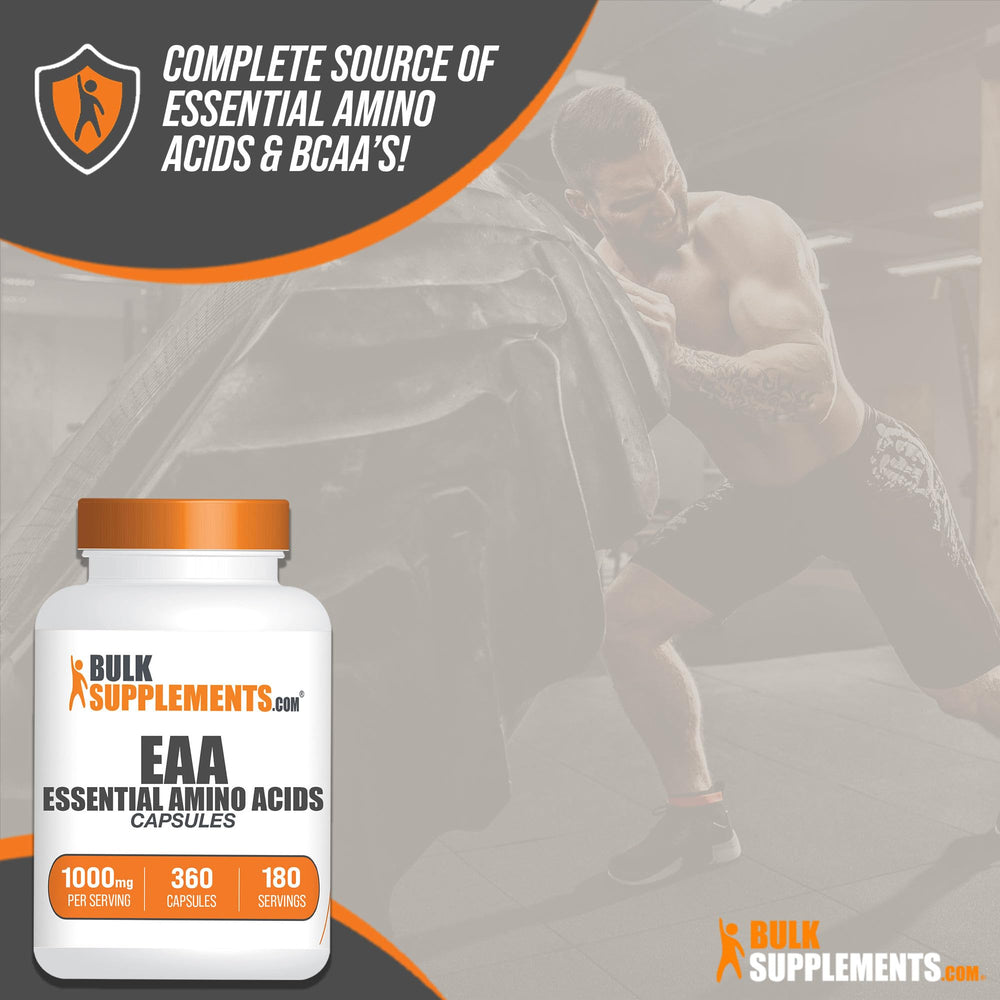 BulkSupplements cápsulas en mano para visualizar la dosificación práctica