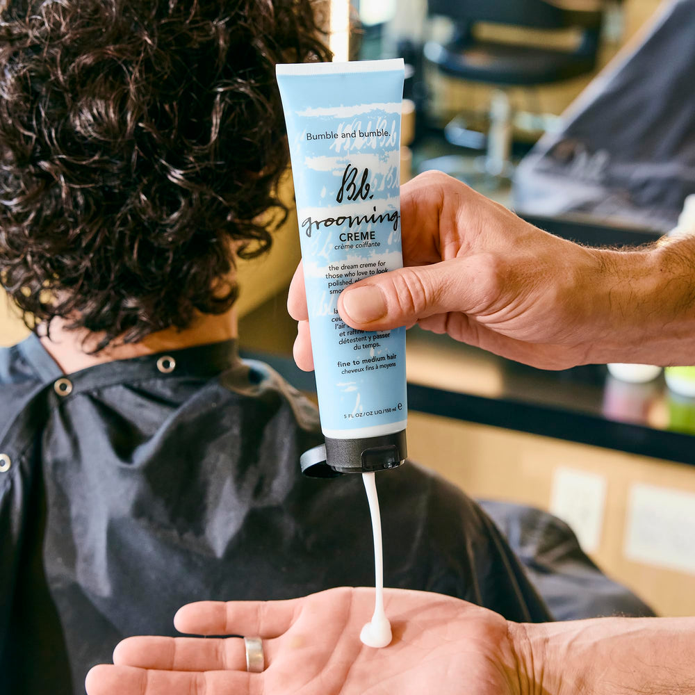 Bumble and bumble cabello peinado al aire tras usar Grooming Creme con acabado natural y brillo