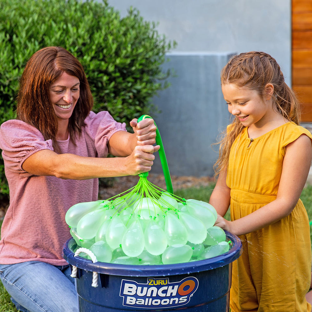 Bunch O Balloons primer plano de globos inflados mostrando colores vivos y fácil agarre
