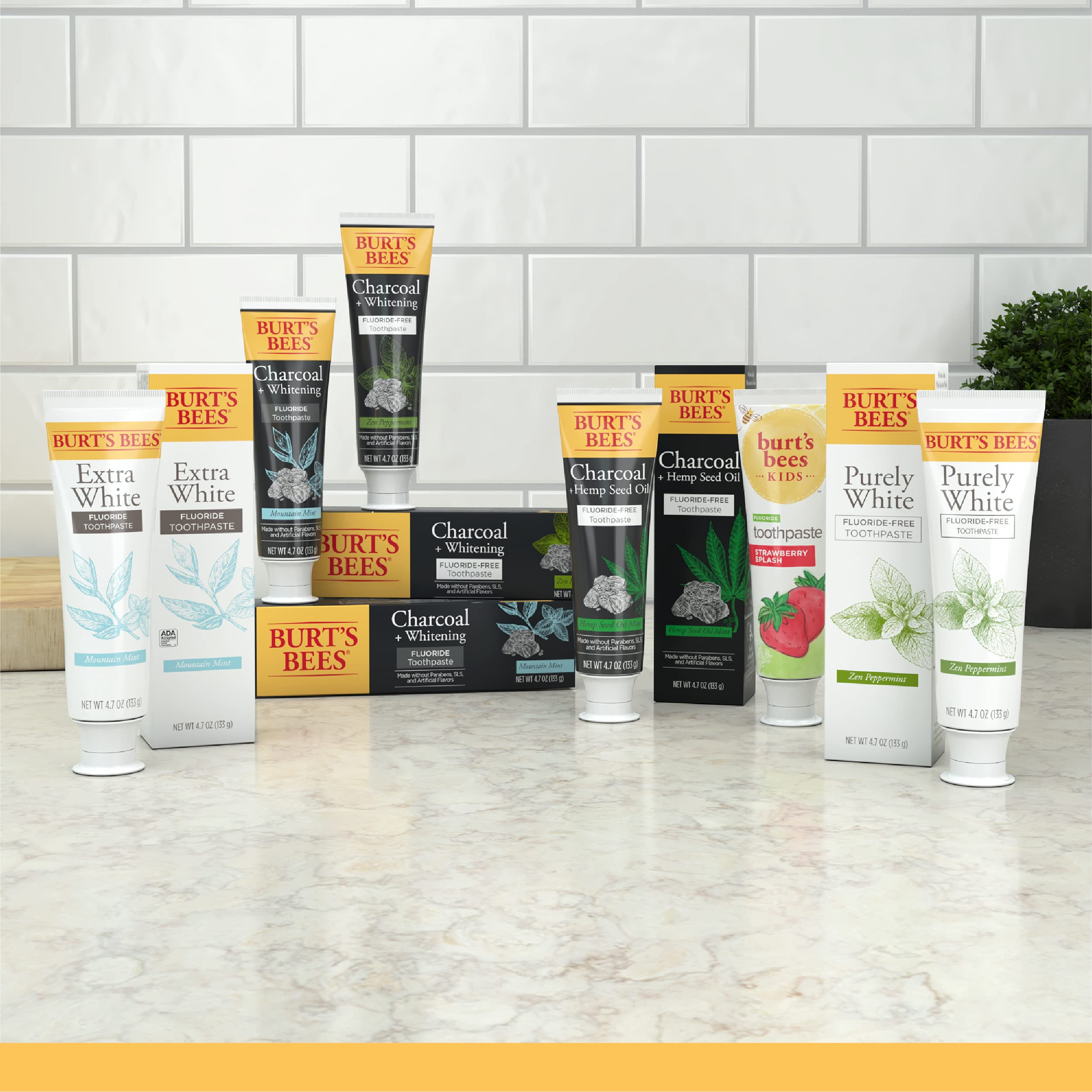 Burt's Bees los tres tubos juntos ideal para uso familiar