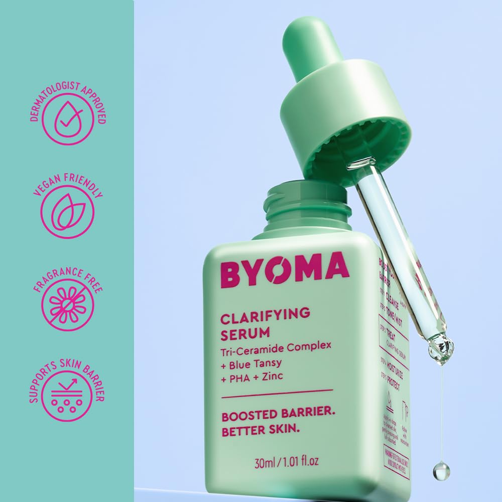 BYOMA aplicación del sérum en rostro para piel más equilibrada