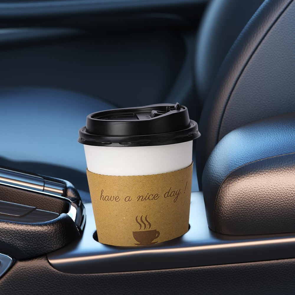 Comparación BYSNOW 12 oz dentro de un portavasos de coche para comprobar compatibilidad