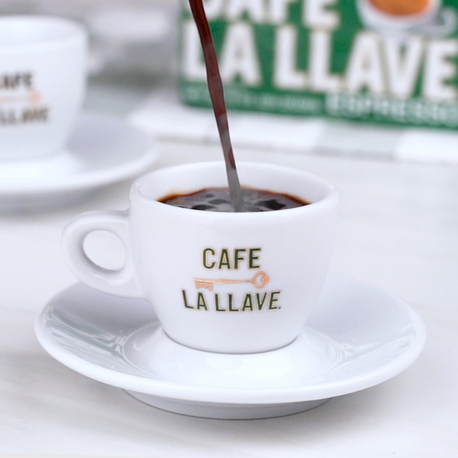 Cafe La Llave moka en preparación resaltando sabor cubano